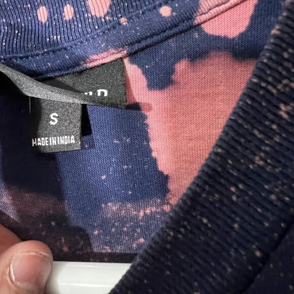 Denver Broncos Reworked Graphic T-Shirt Short Sleeve Bleach Bomb Navy Mens Sz S - Picture 6 of 6